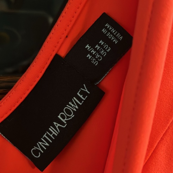 Beautiful Cynthia Rowley Ponte Knit Dress - Picture 3 of 14